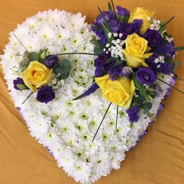 Gallery Vickers Florists of Leicester